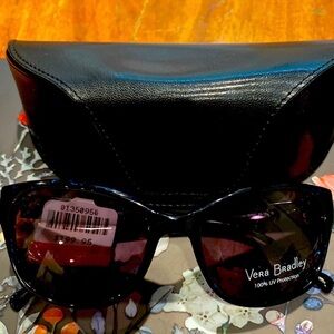 VERA BRADLEY VINTAGE Java Blue/Black Paisley Polarized Sunglasses with Case